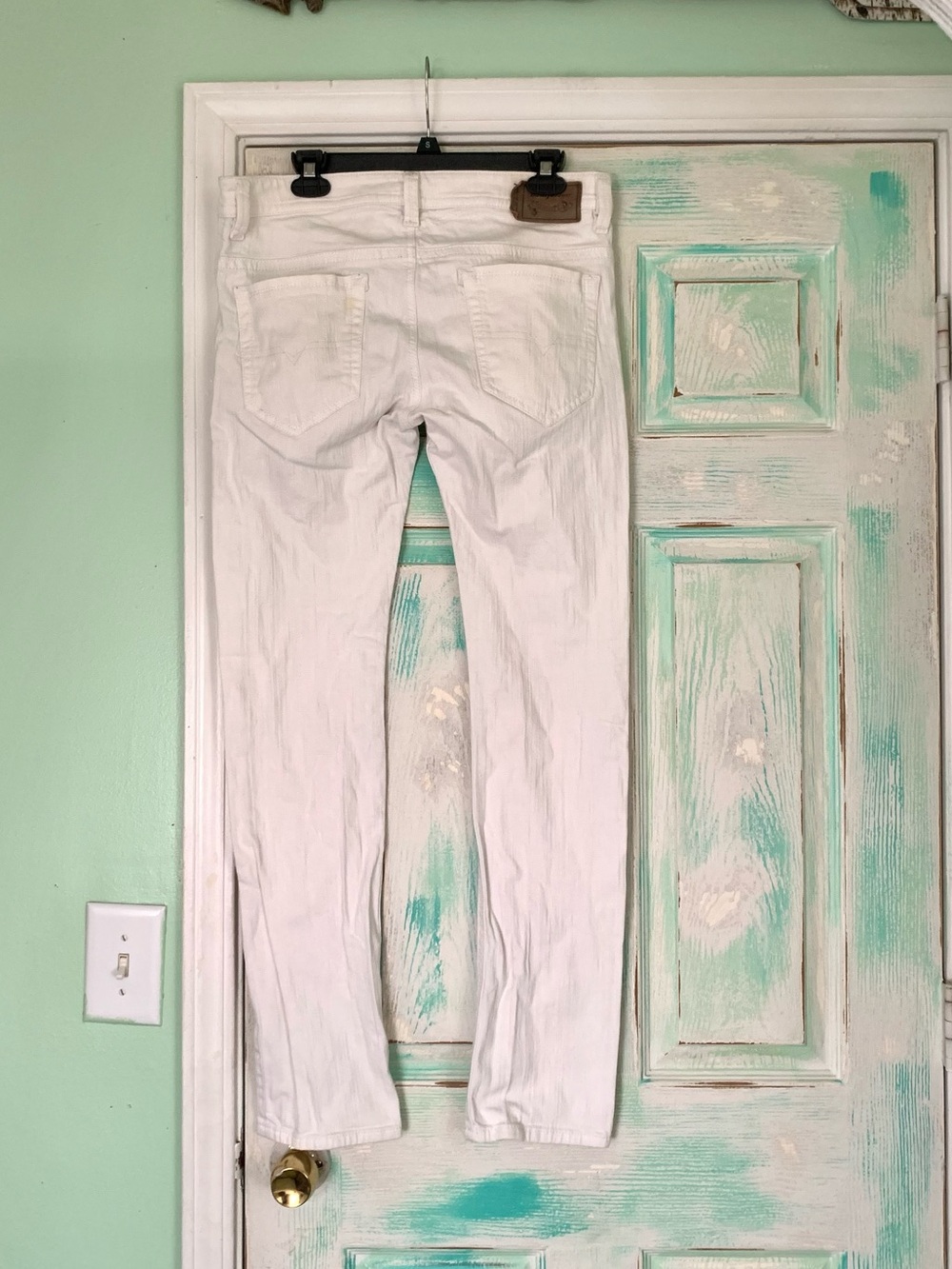 Diesel Industry White “Thavar” Denim Skinny Jeans Size 32